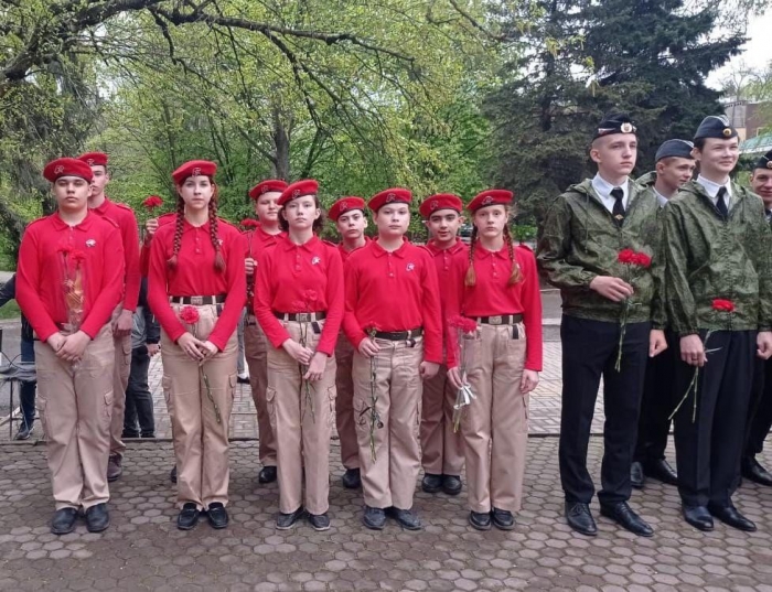 Торжественные проводы в ряды Вооружённых сил РФ юношей